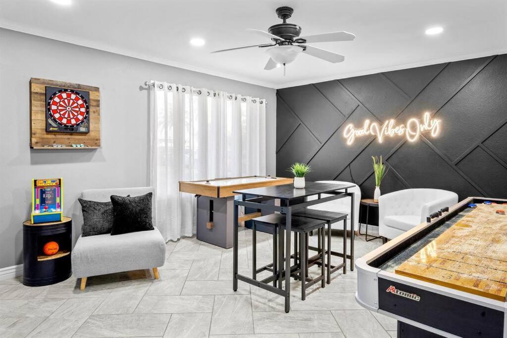 Modern Tempe Home With Heated Pool, Asu 외부 사진