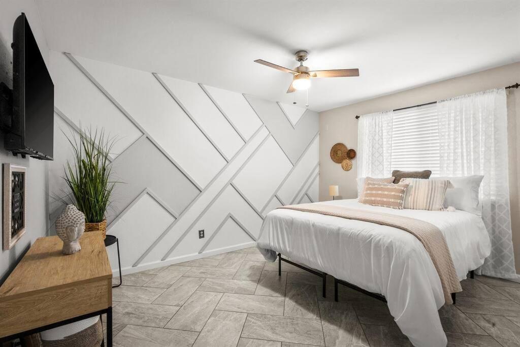 Modern Tempe Home With Heated Pool, Asu 외부 사진